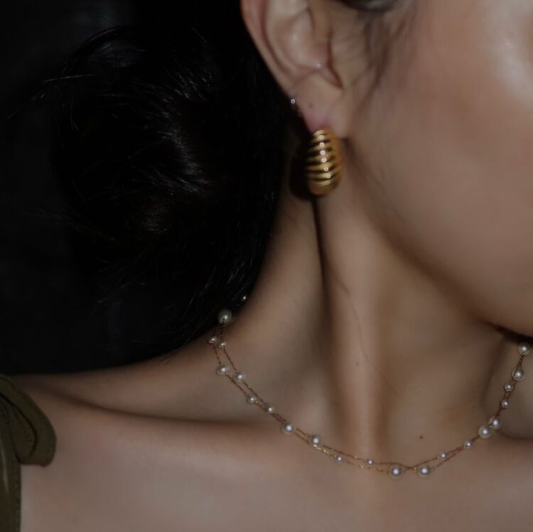 Lucie pearl necklace / Lucie 珍珠項鍊